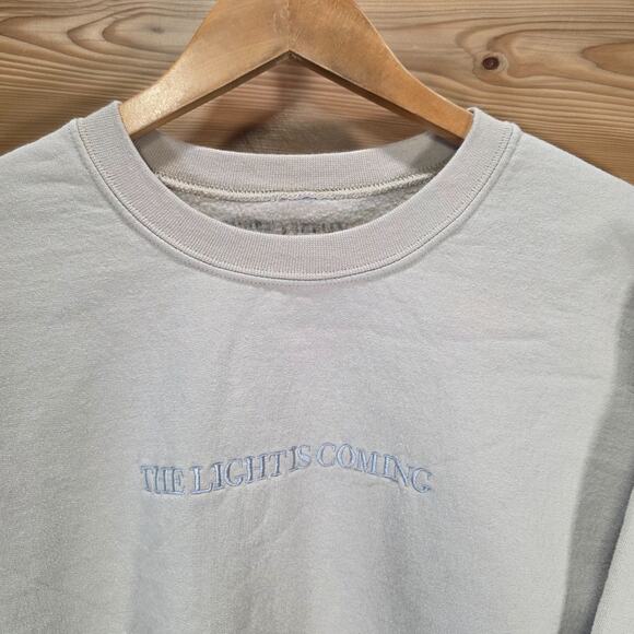 Ariana Grande The Light Is Coming Cream Sweatshirt Crewneck Adult M Stain Read - Picture 2 of 12